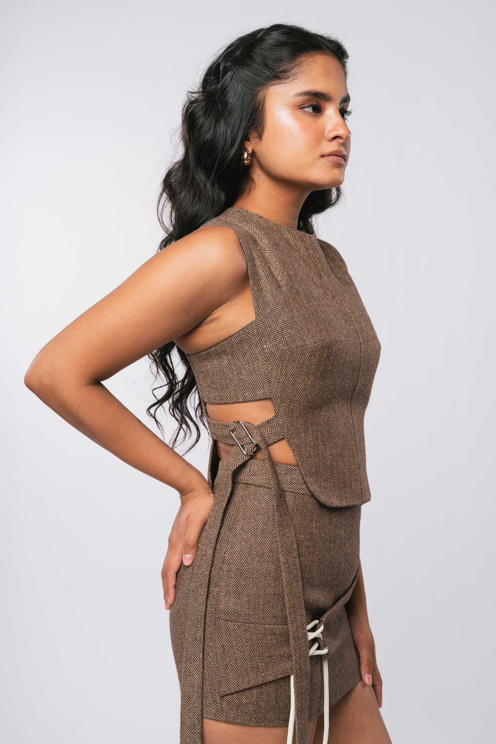 BUCKLED COCO TOP