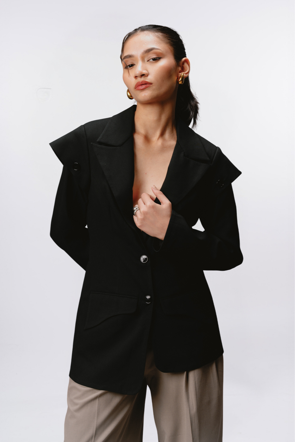OFF BEAT CUT BLAZER