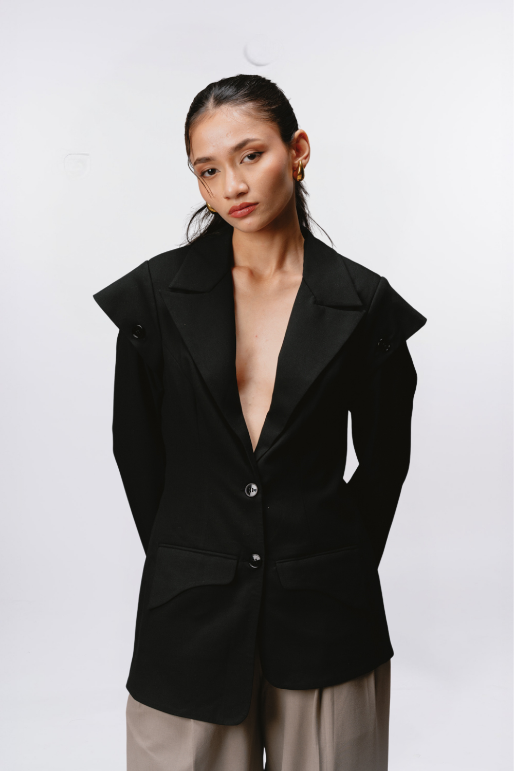 OFF BEAT CUT BLAZER