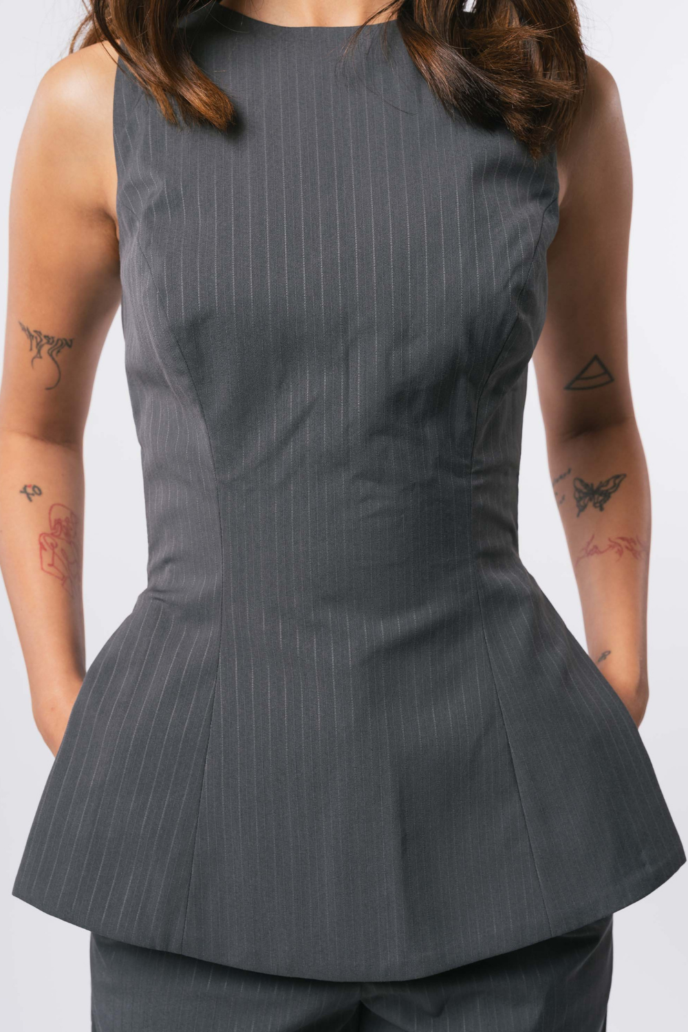 GREY PINSTRIPE TOP