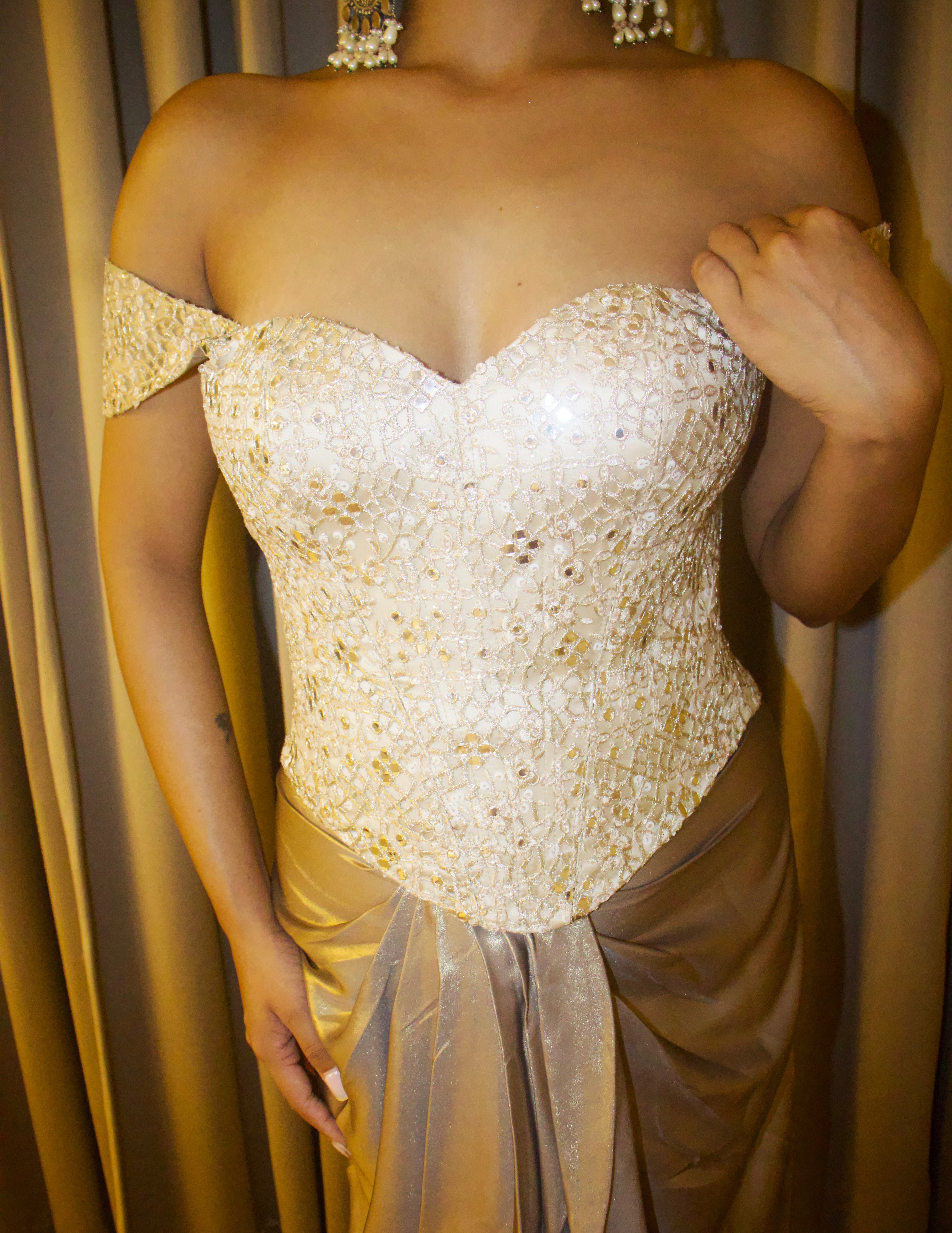 AAINA CORSET