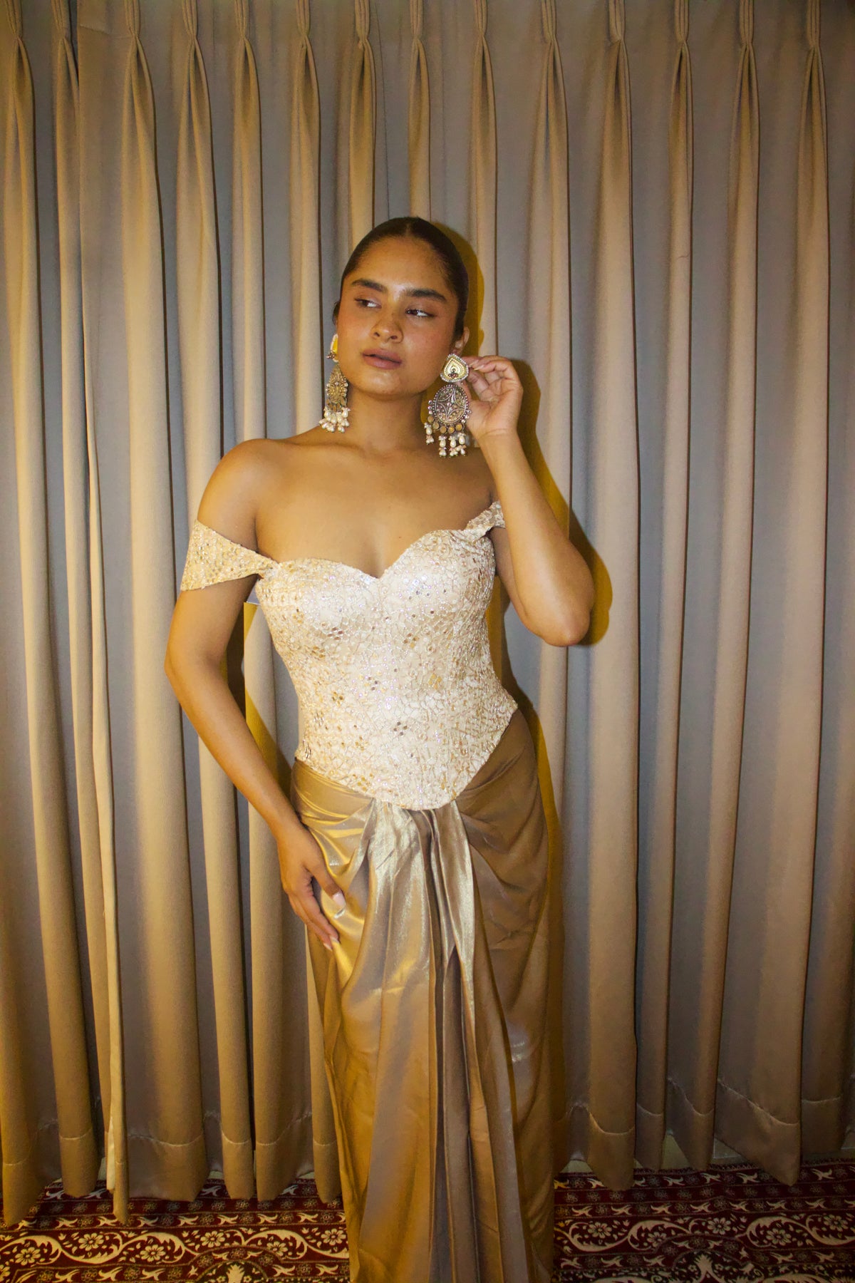 AAINA CORSET