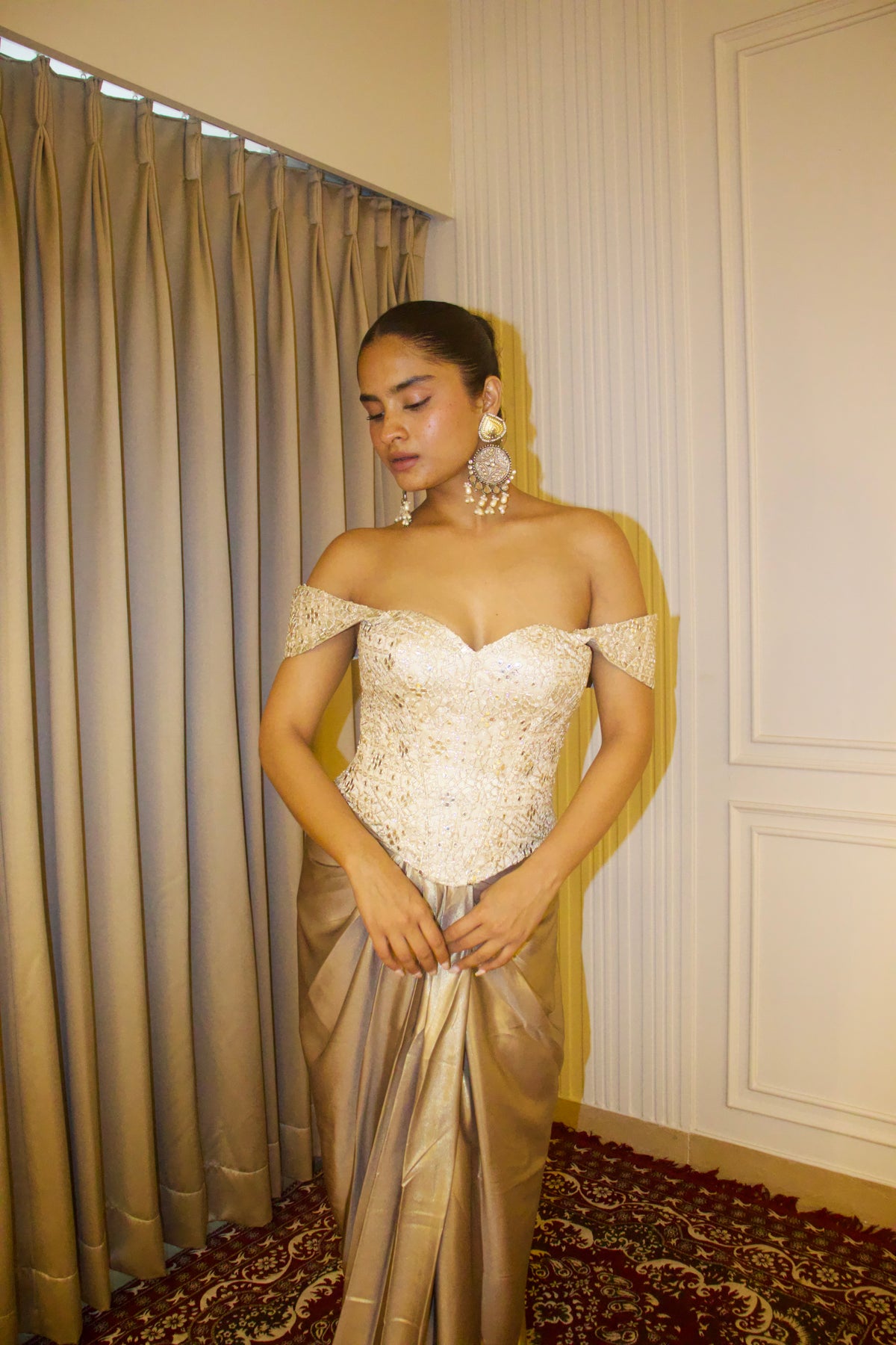 AAINA CORSET