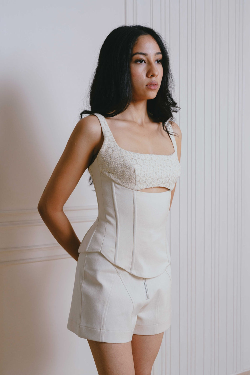 IVORY ZIPPER SHORTS