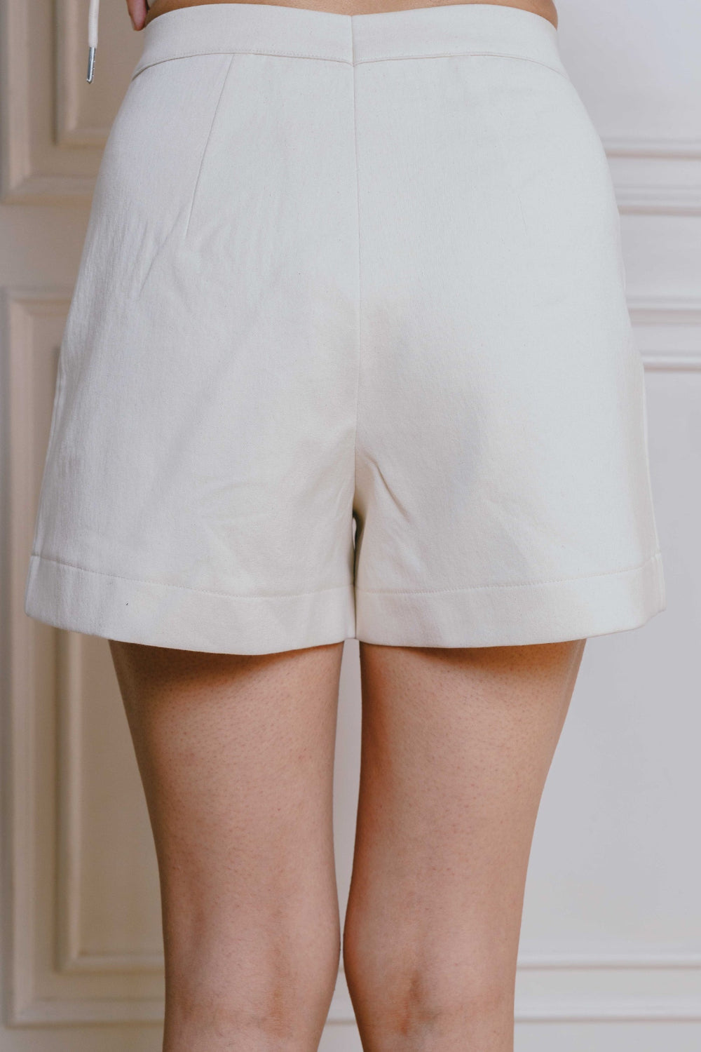 IVORY ZIPPER SHORTS