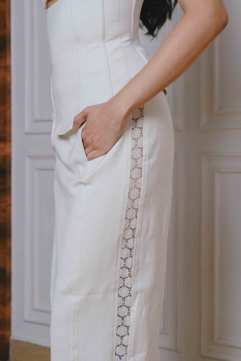 IVORY LACE MIDI SET