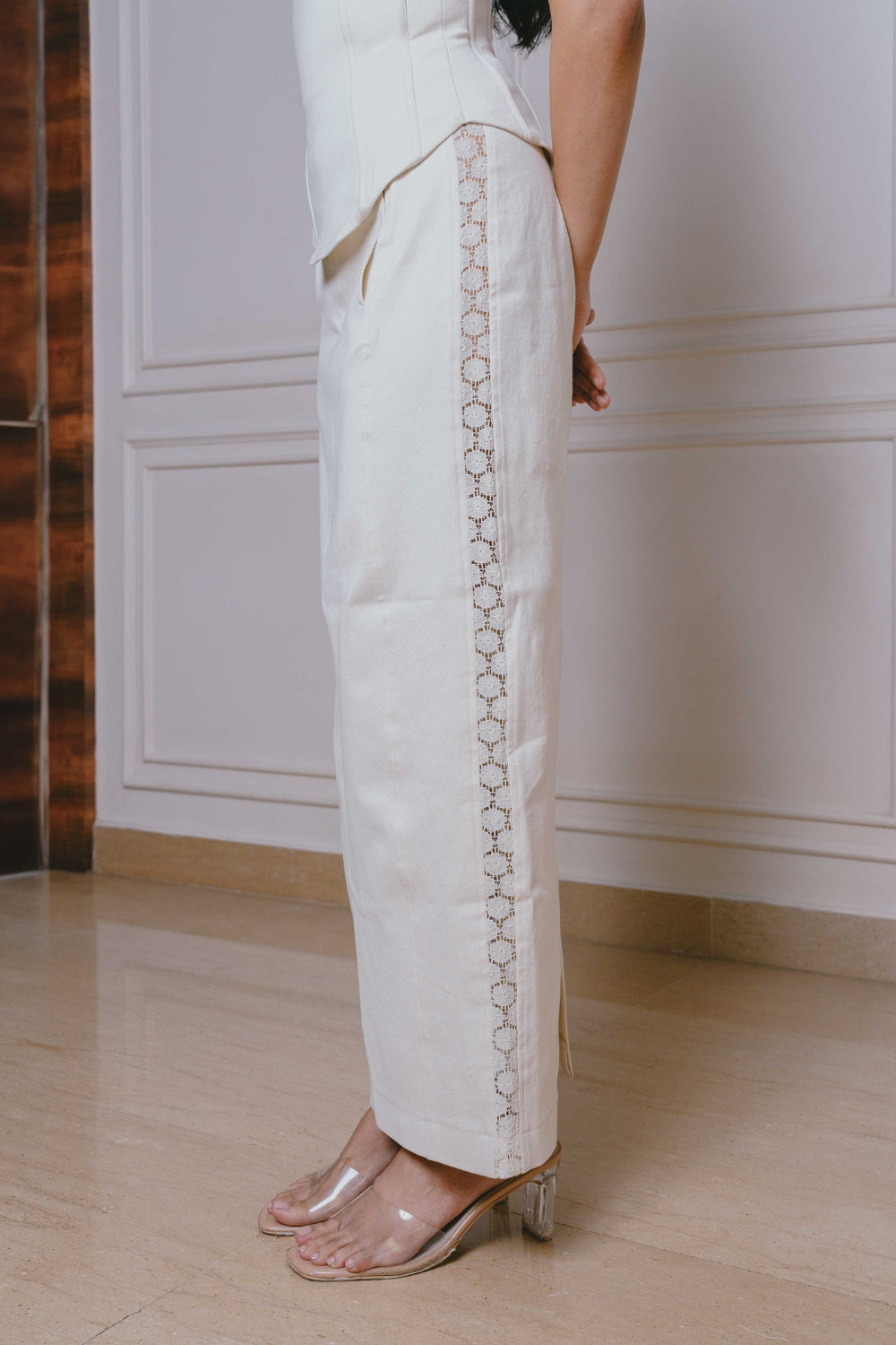 IVORY LACE MIDI SET