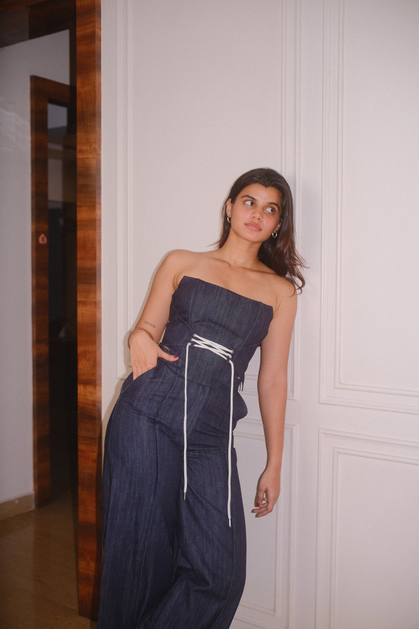 DENIM TIE ME TIGHT
