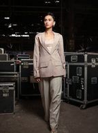 SHIBANI IN BLUSH BOW BLAZER
