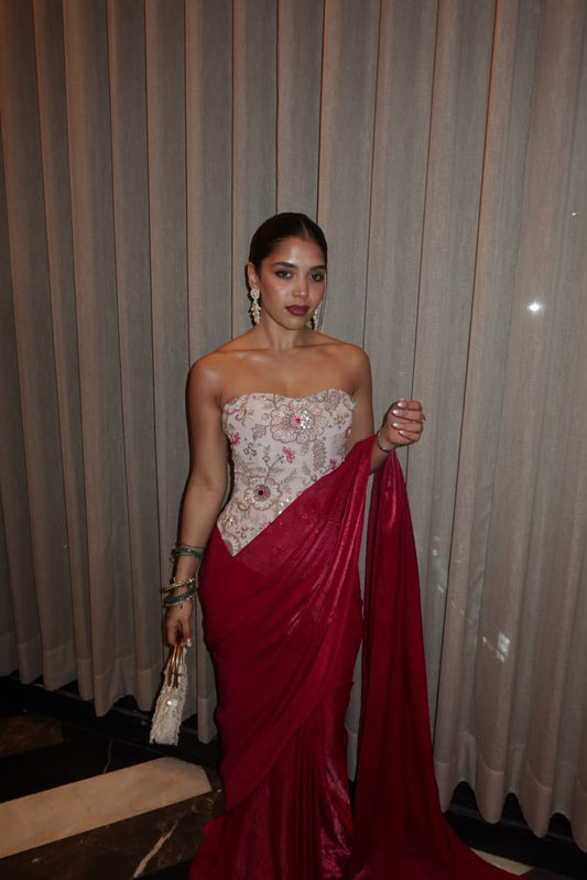 MALVIKA IN HEER SET