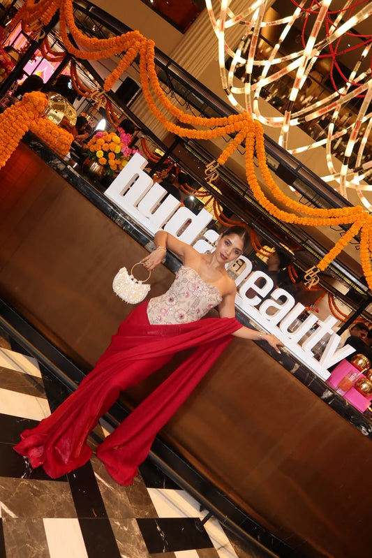 MALVIKA IN HEER SET